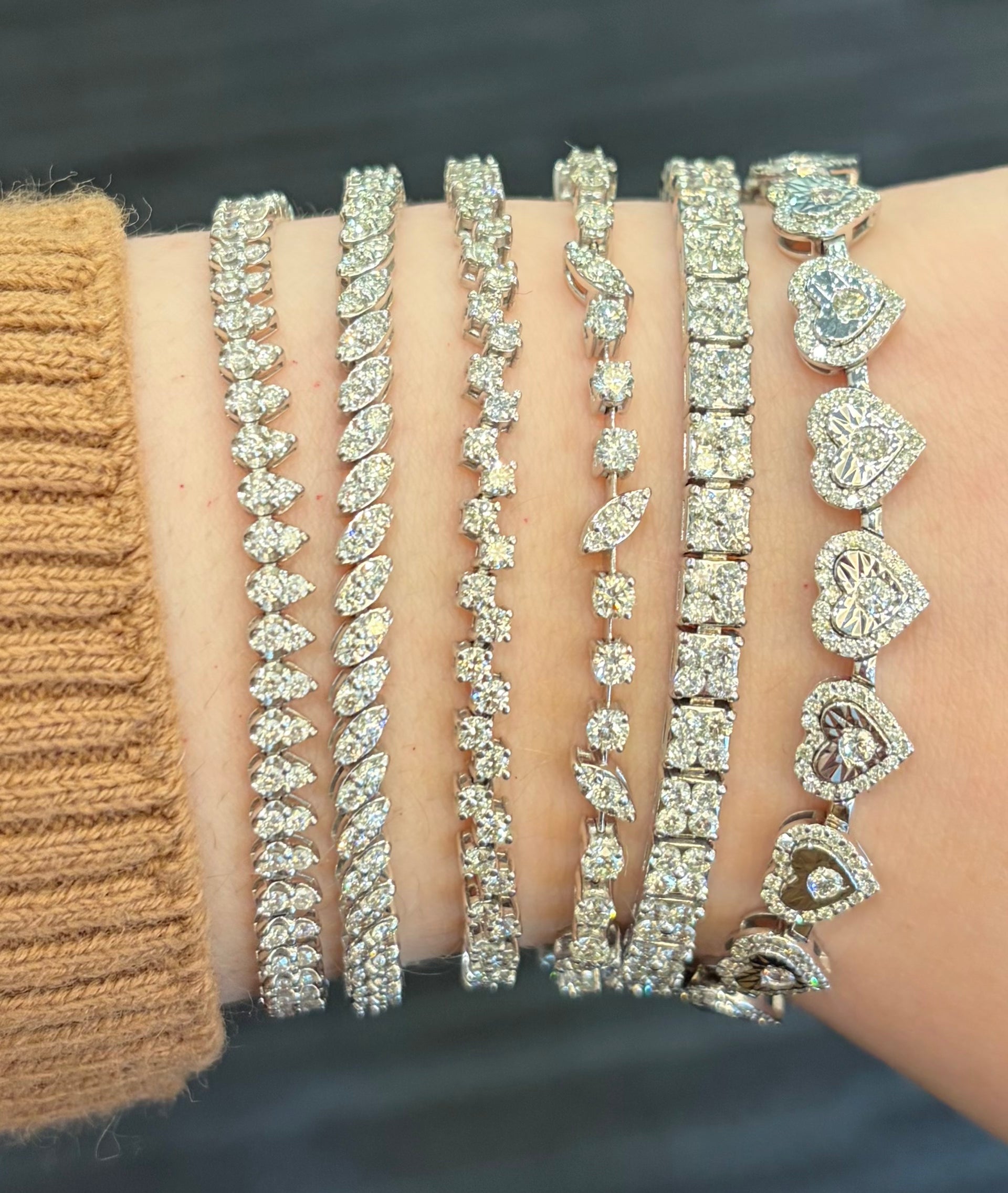 Heart Illusion Bracelet